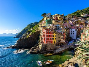 tour cinque terre riomaggiore2